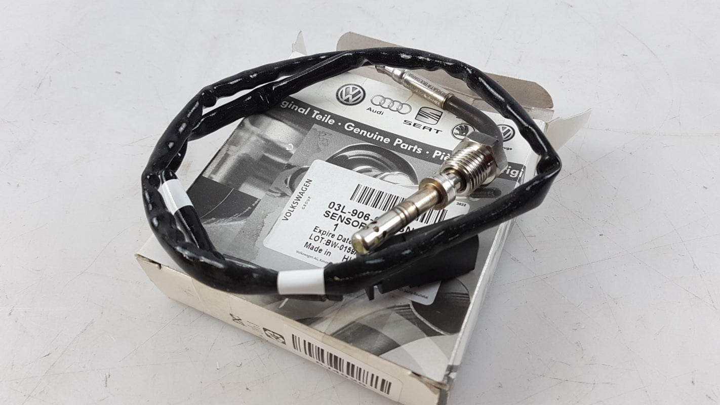 Original OE Volkswagen Abgastemperaturgeber 03L906088BN