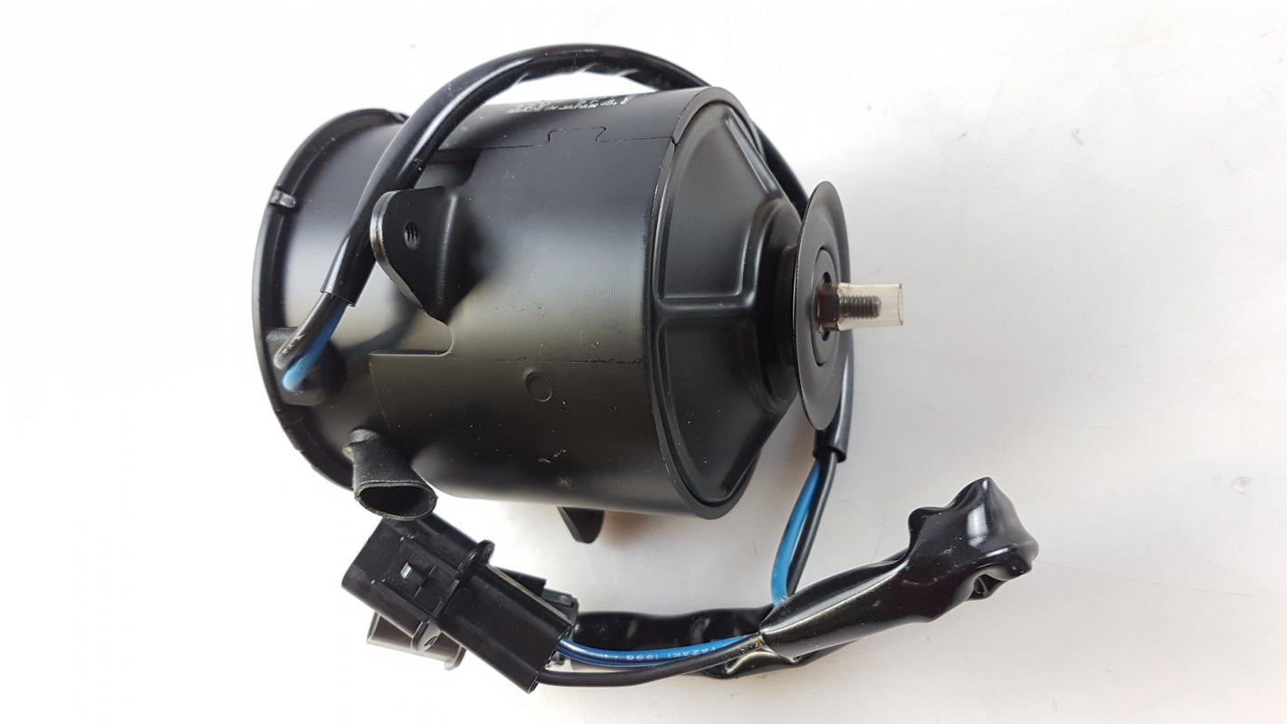 Original OE MITSUBISHI Kühlerlüfter Elektromotor MB924908