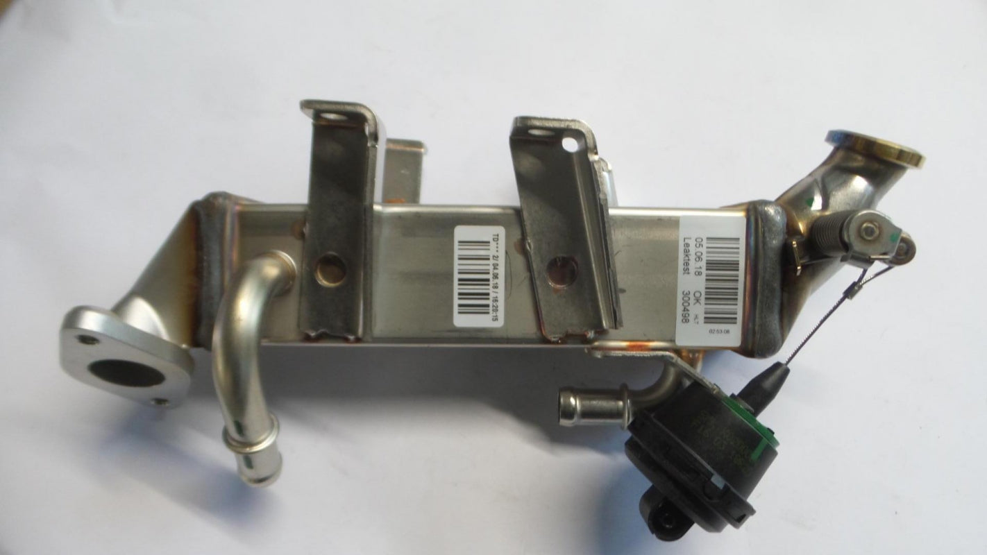 Original OPEL Movano B Vivaro A Kühler, Abgasrückführung 93168986