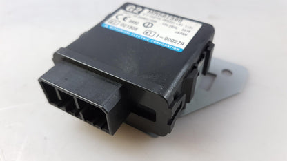 Original OE MITSUBISHI Steuergerät MR587390