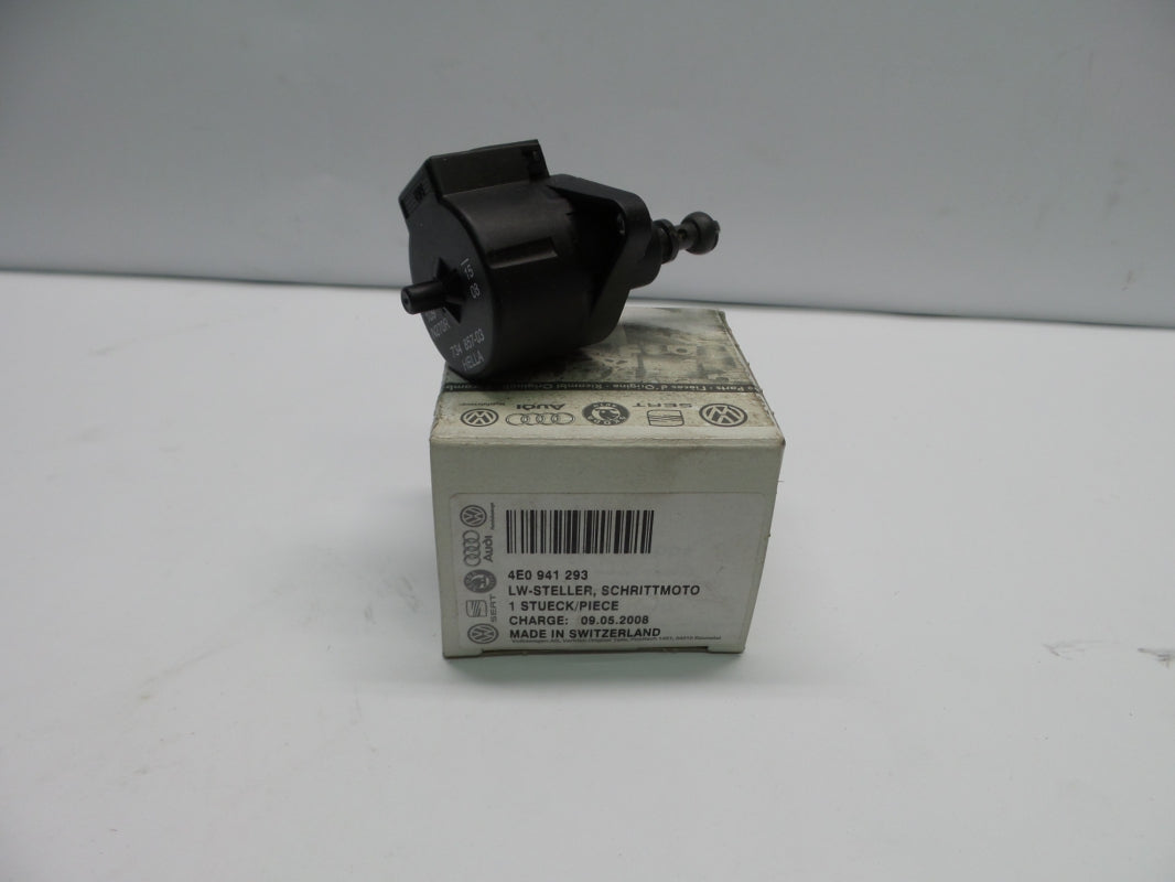 Original AUDI A6 A8 SKODA Superb I Leuchtweitenverstellmotor 4E0941293