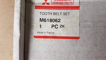 Original OE MITSUBISHI Zahnriemensatz M618062