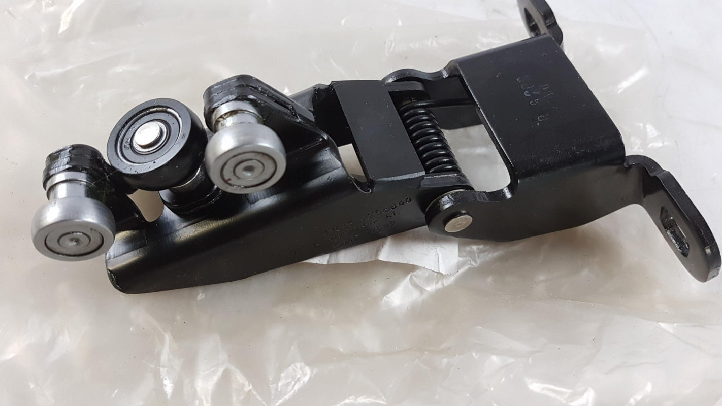 Original OE FORD Schiebetür Rollenführung 4796305