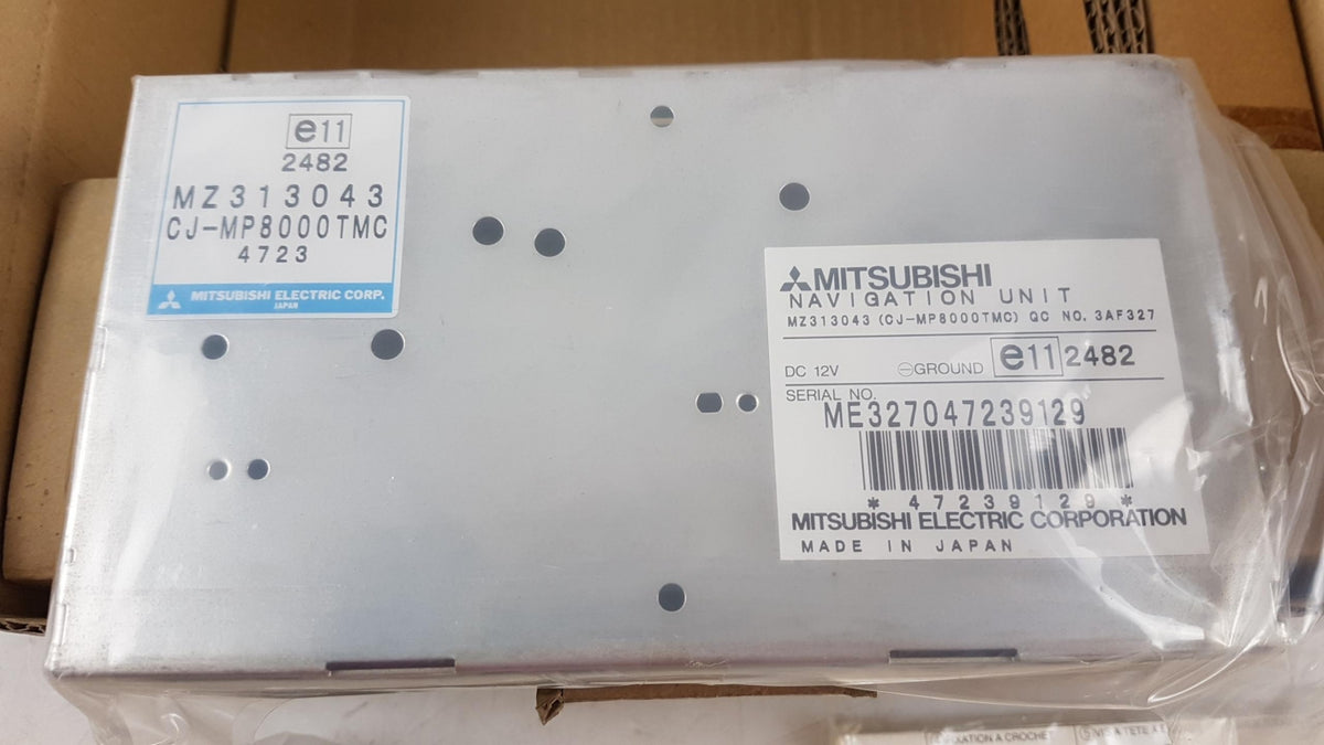 Original OE MITSUBISHI Navigationssystem MZ313043