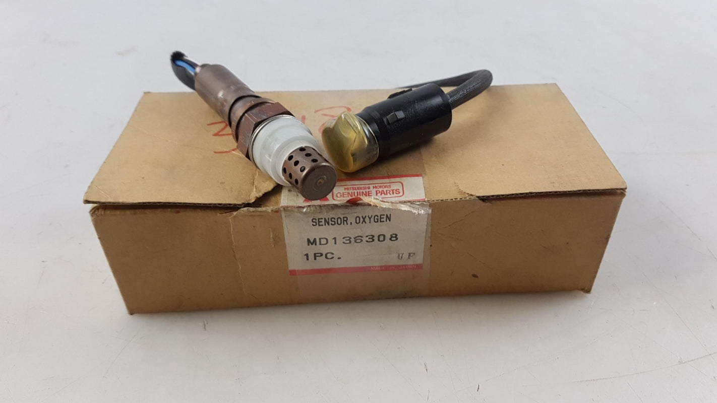 Original OE MITSUBISHI Lambdasonde MD136308