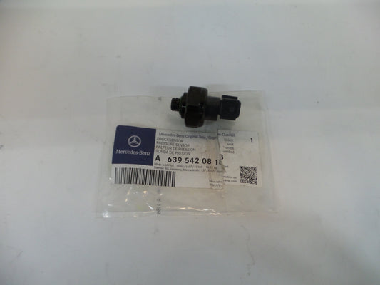 Original MERCEDES-BENZ Sprinter Vito W639 Klimaanlage Druckschalter A6395420818