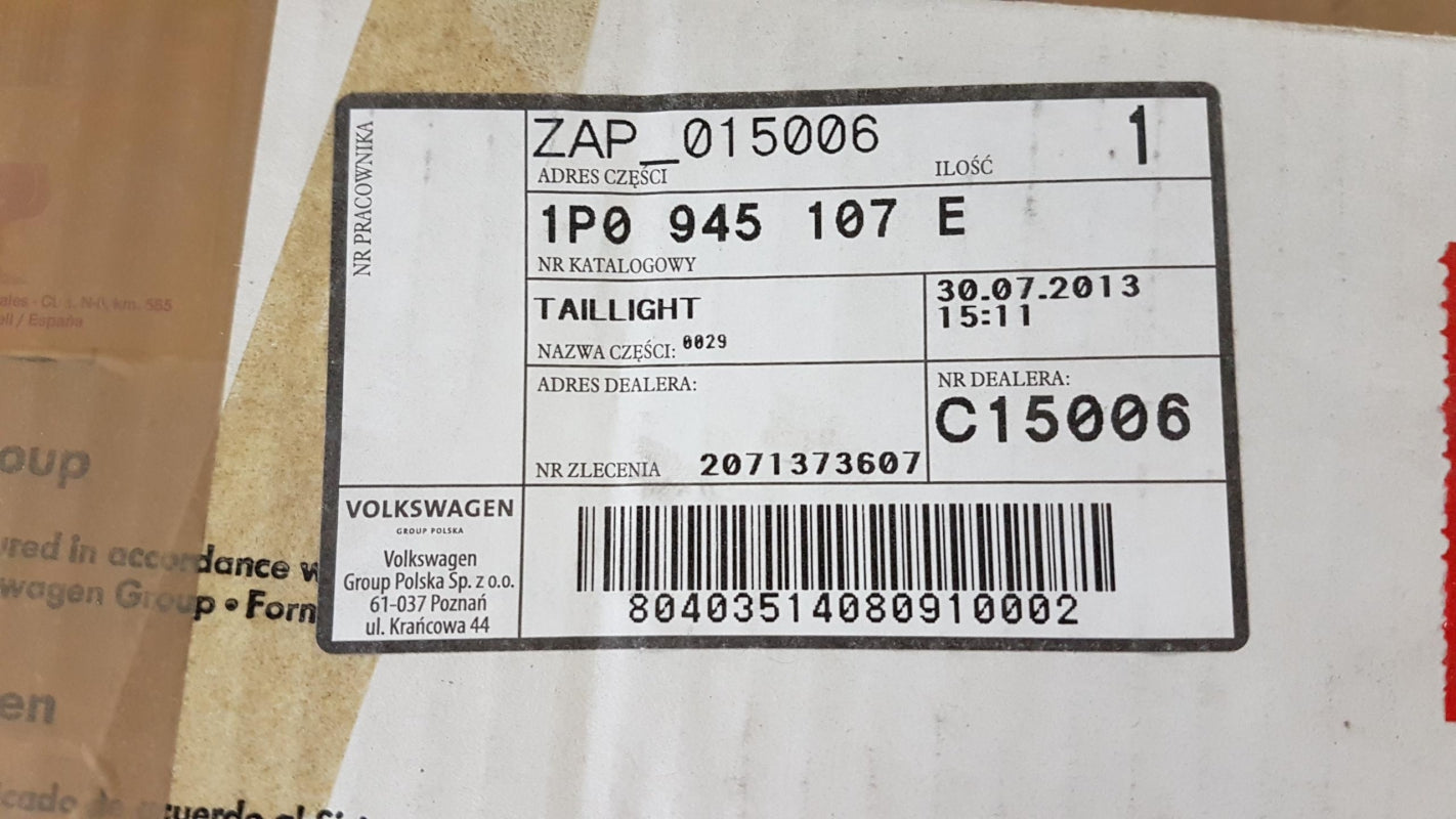 Original OE Volkswagen Heckleuchte 1P0945107E