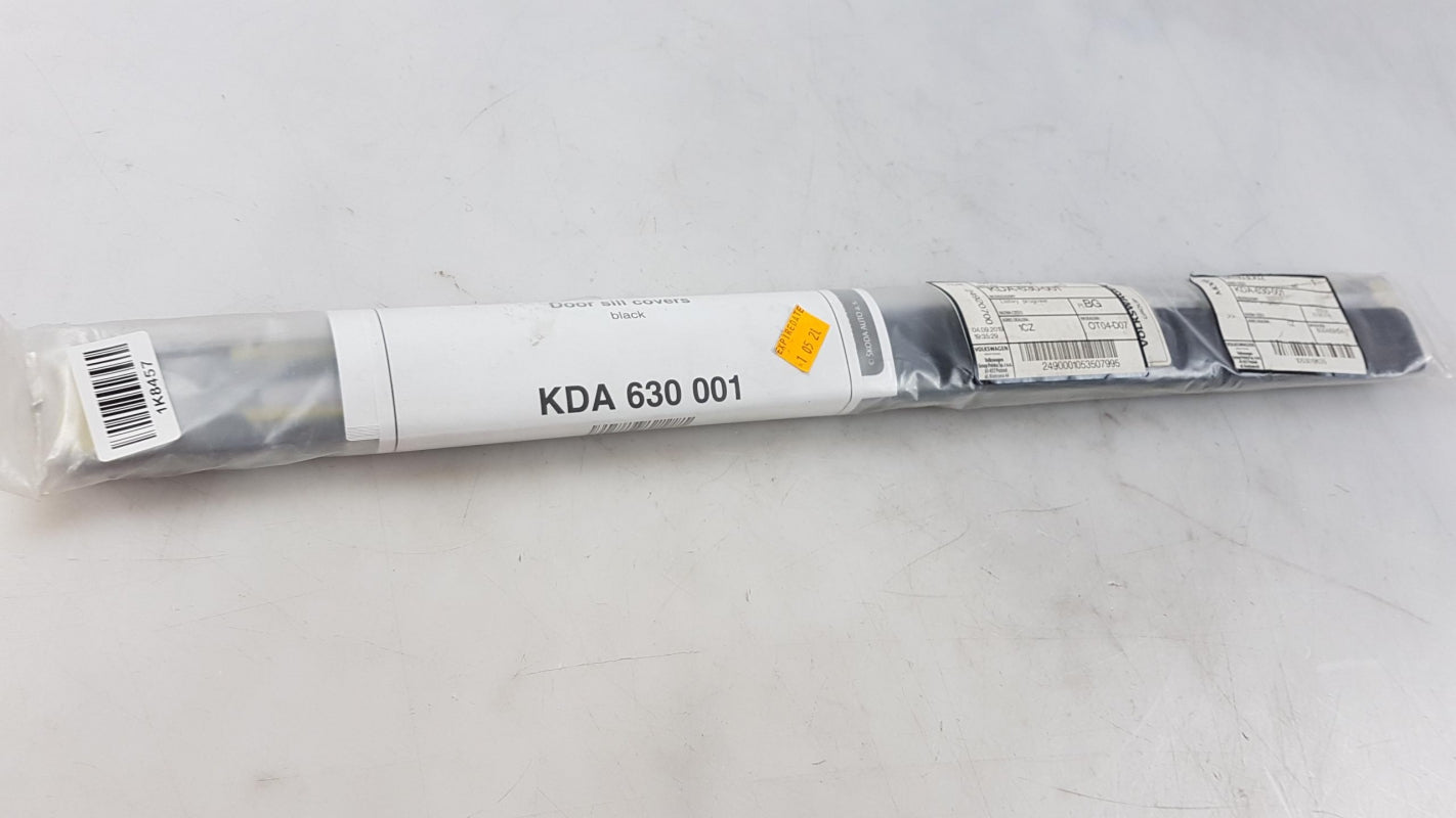 Original OE Volkswagen Einstiegsleisten Satz KDA630001