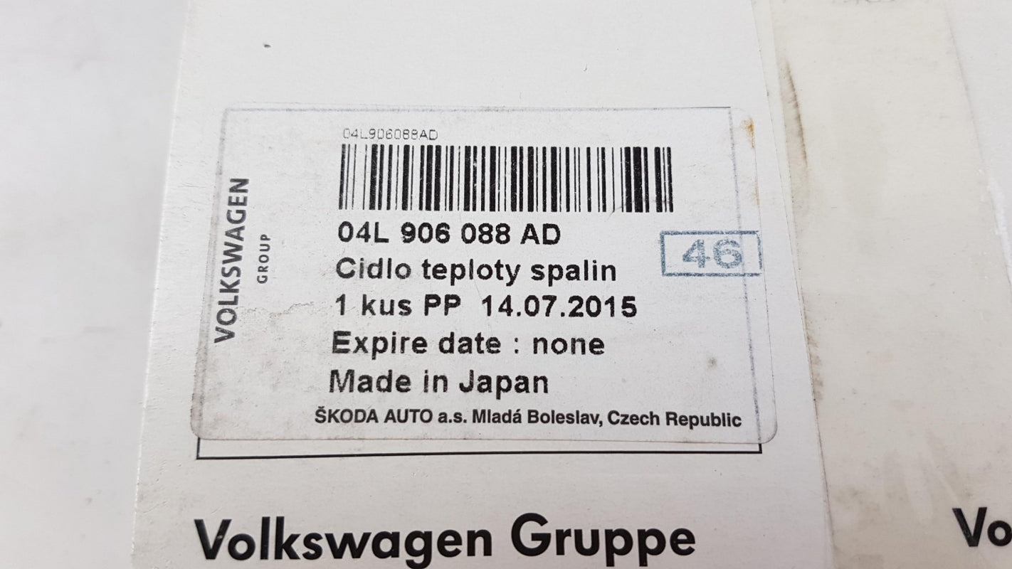 Original OE Volkswagen Abgastemperaturgeber 04L906088AD