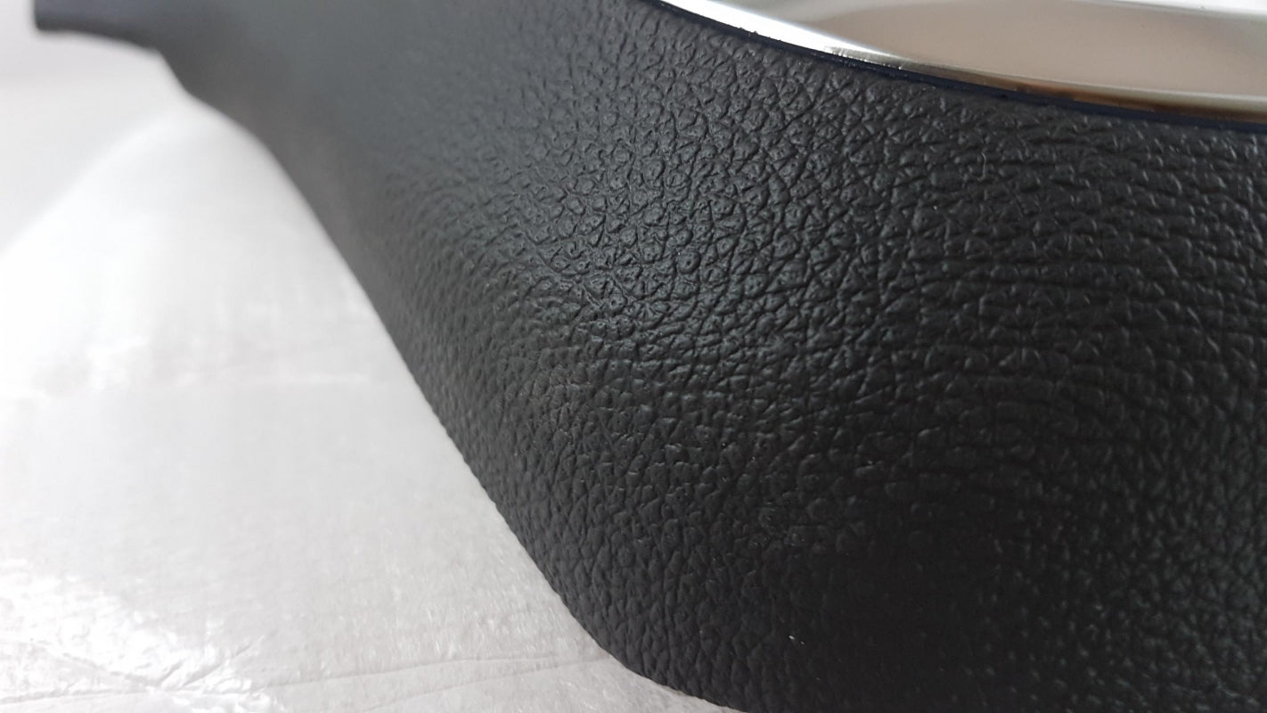 Original OPEL Mokka 2013 > Mittelkonsole Tiefschwarz Rand 95107190