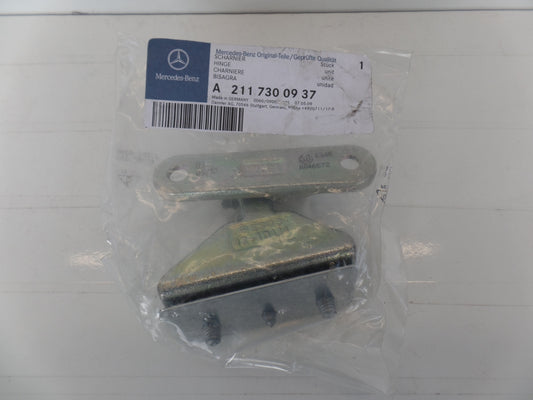 Original OE MERCEDES-BENZ Scharnier A2117300937