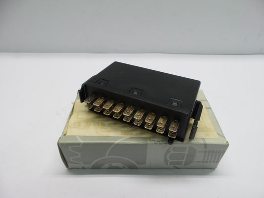 Original MERCEDES-BENZ Atego Blinkgeber Relais 24V A0035445232