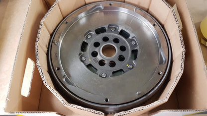 LUK Schwungrad für PEUGEOT 508 CITROEN C4 C5 LANCIA Phedra FIAT Scudo 415032010