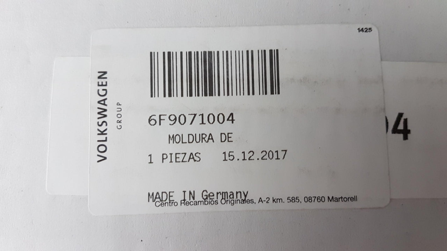 Original SEAT Arona Nebelscheinwerfer Leisten Blenden Matt Silber 6F9071004