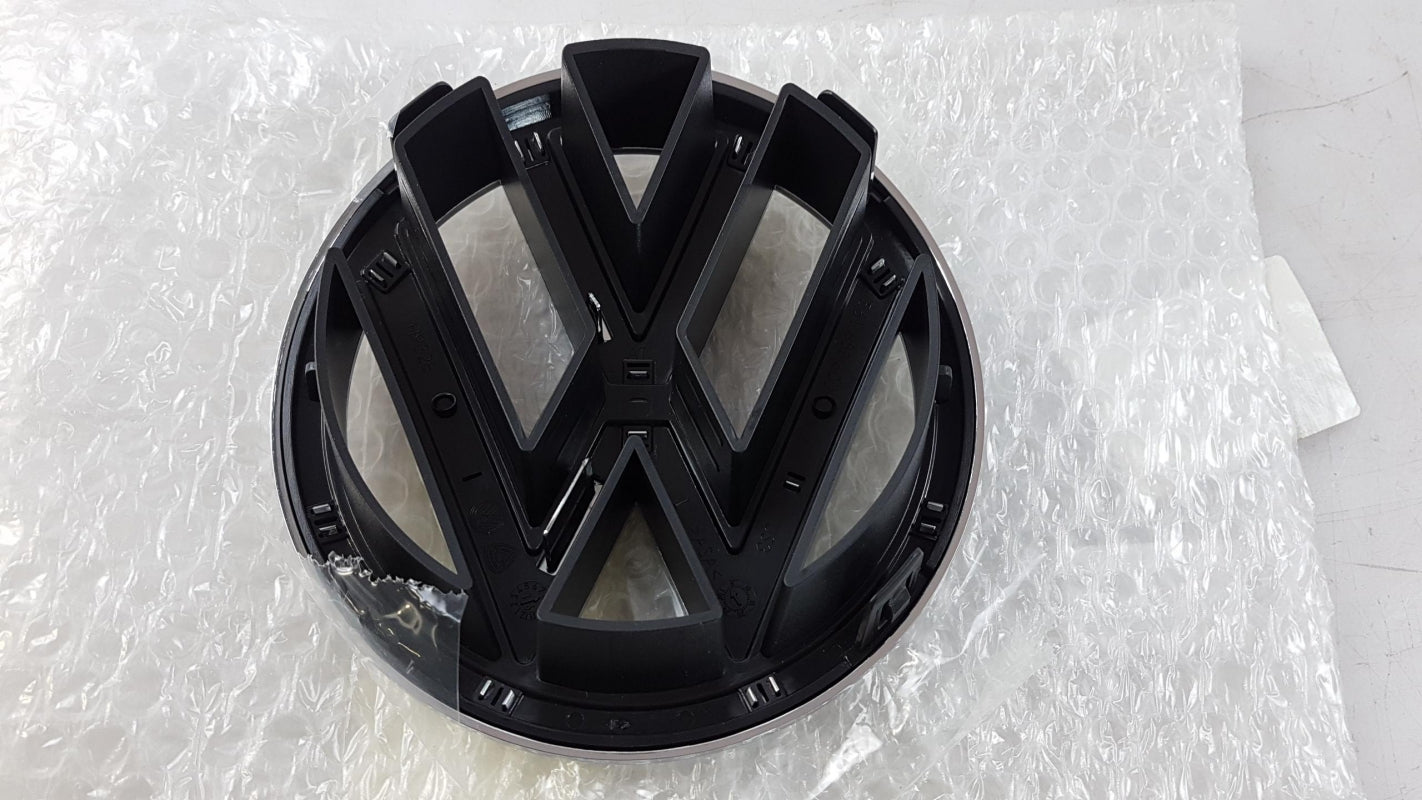 Original OE Volkswagen Emblem Logo 561853600ULM