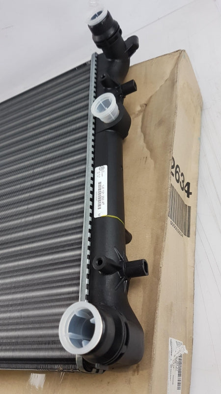 Original OE Volkswagen Wasserkühler 1J0121253AT