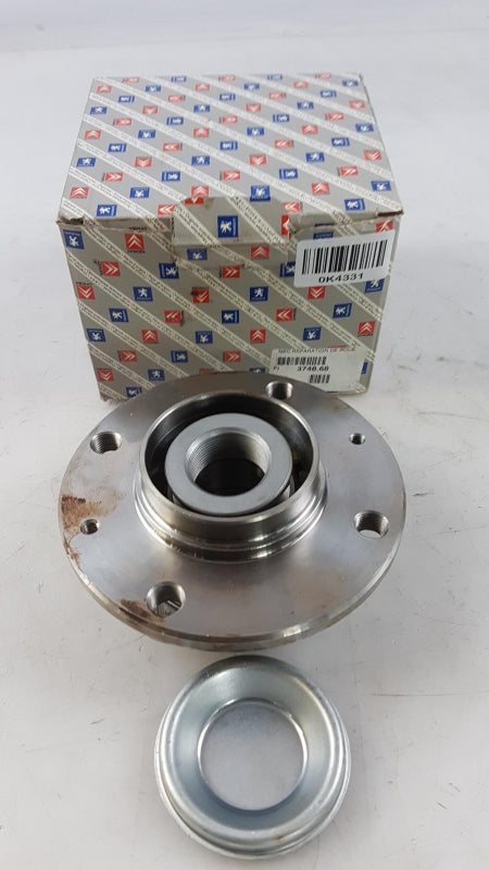 Original OE Peugeot Radnabe 374868