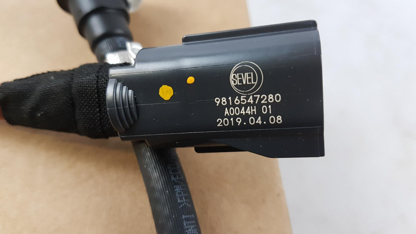 Original CITROEN Jumper 02-06 PEUGEOT Boxer 02-06 Injektor 2.2 HDi 9816547280