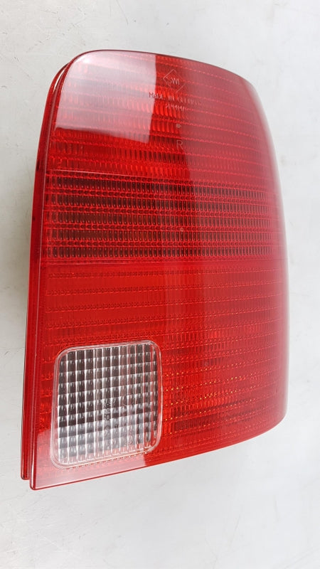 Original OE Volkswagen Heckleuchte 3B9945096G