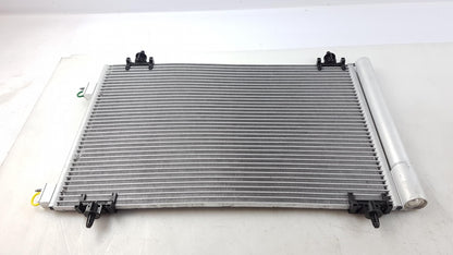 Original PEUGEOT 307 308 CITROEN C4 DS4 Berlingo Klimakondensator 6455GK
