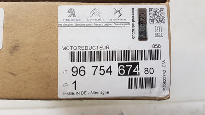Original PEUGEOT 308 SW I 2012 > Wischermotor Vorne Links 9675467480