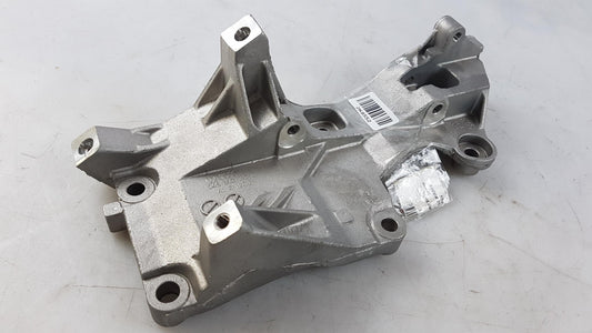 Original AUDI A2 SKODA Fabia VW Polo 1.4 TDI Lichtmaschine Halter 045903141E