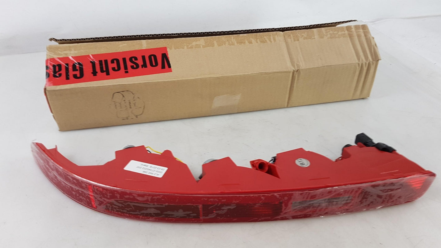 Original AUDI Q7 I Stoßfänger Schlussleuchte rechts 4L0945096