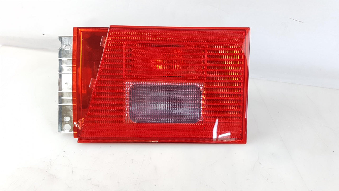 Original OE Volkswagen Heckleuchte 7M7945093E