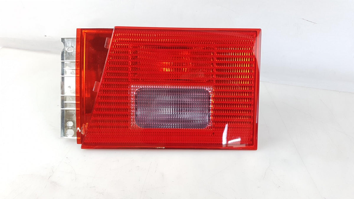 Original OE Volkswagen Heckleuchte 7M7945093E