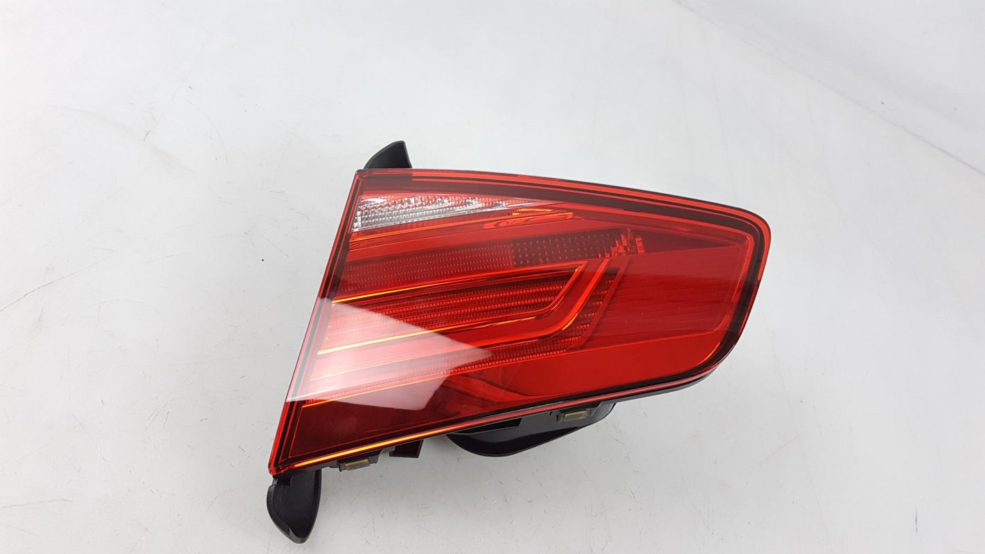 Original OE Volkswagen Heckleuchte 3G5945094C