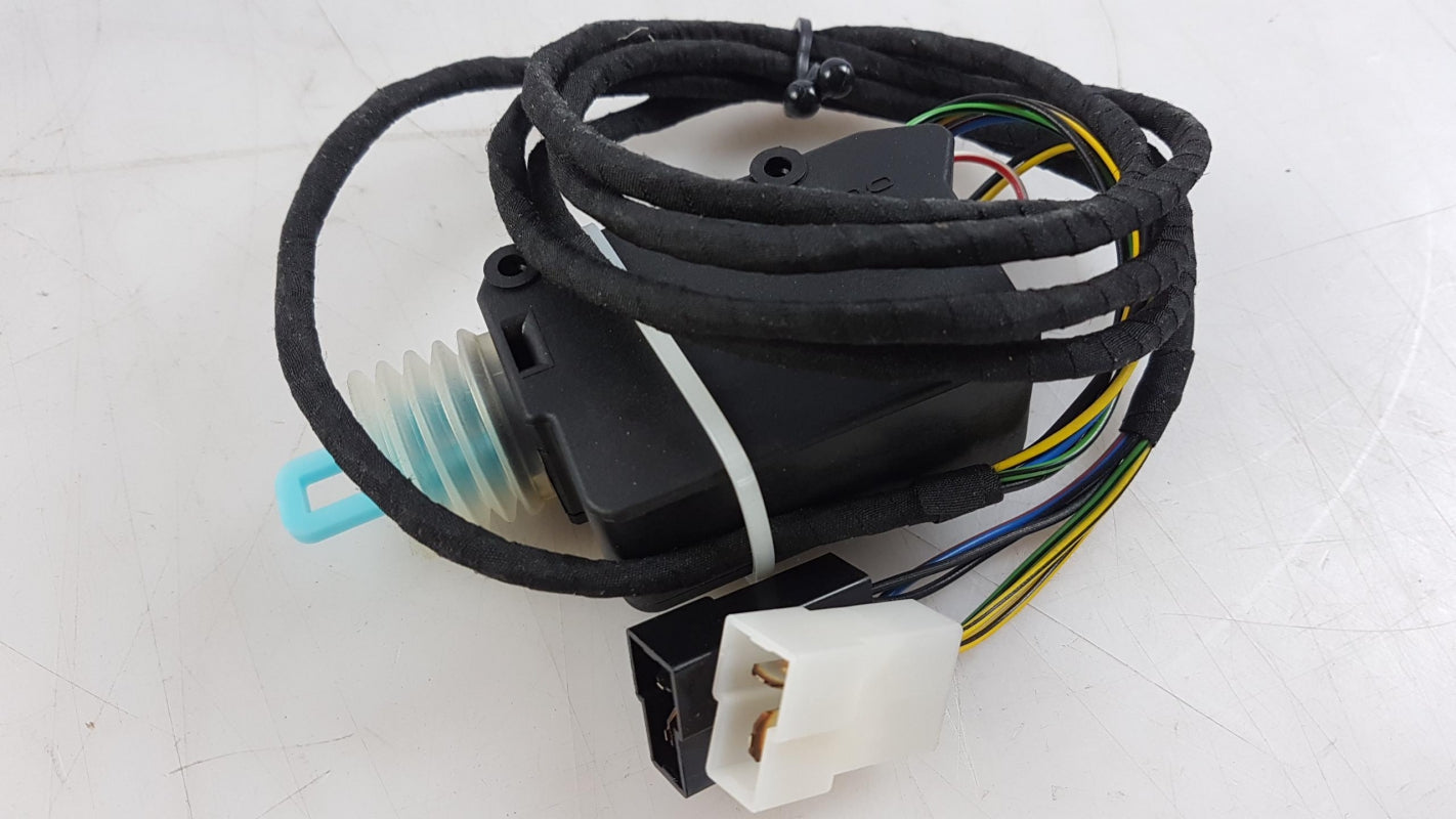Original OE MERCEDES-BENZ Elektromotor A0018003775