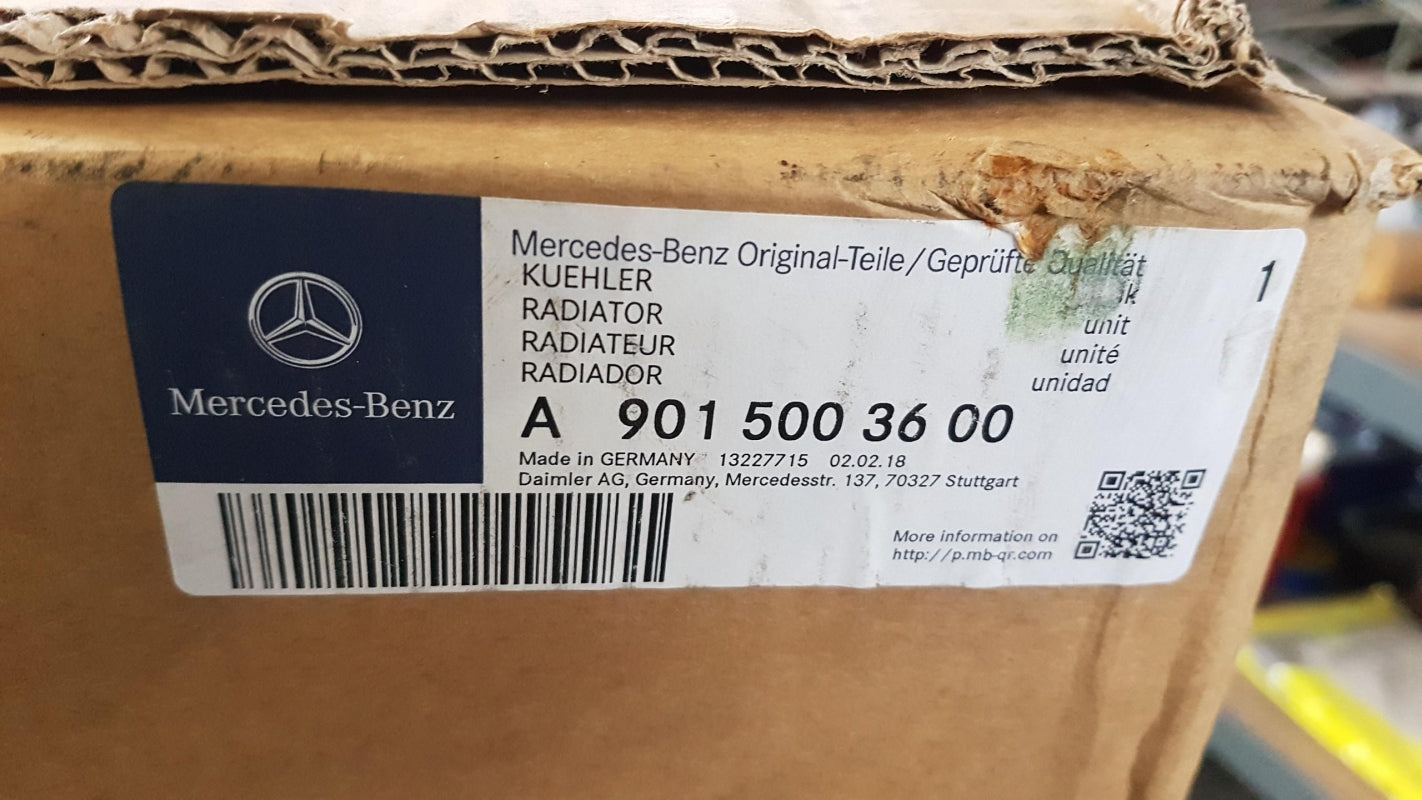 Original OE MERCEDES-BENZ Wasserkühler A9015003600