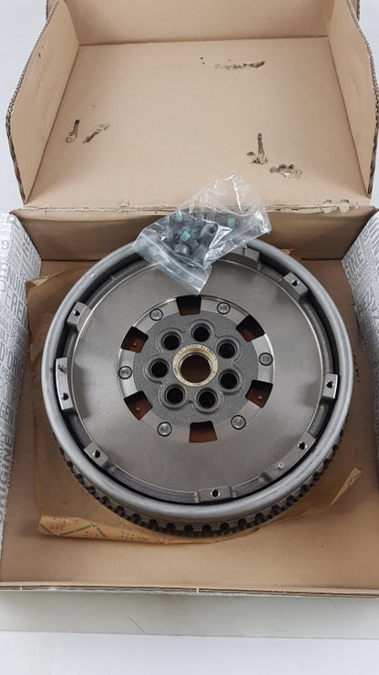 Original RENAULT Laguna II Megane II III Scenic III 1.9DCI Schwungrad 7701474136