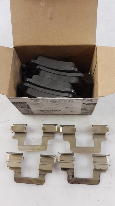 Original AUDI A3 TT VW Golf SEAT Leon SKODA Superb Bremsbeläge hinten 1K0698451K