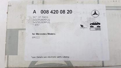 Original OE MERCEDES-BENZ Bremsbeläge A0084200820
