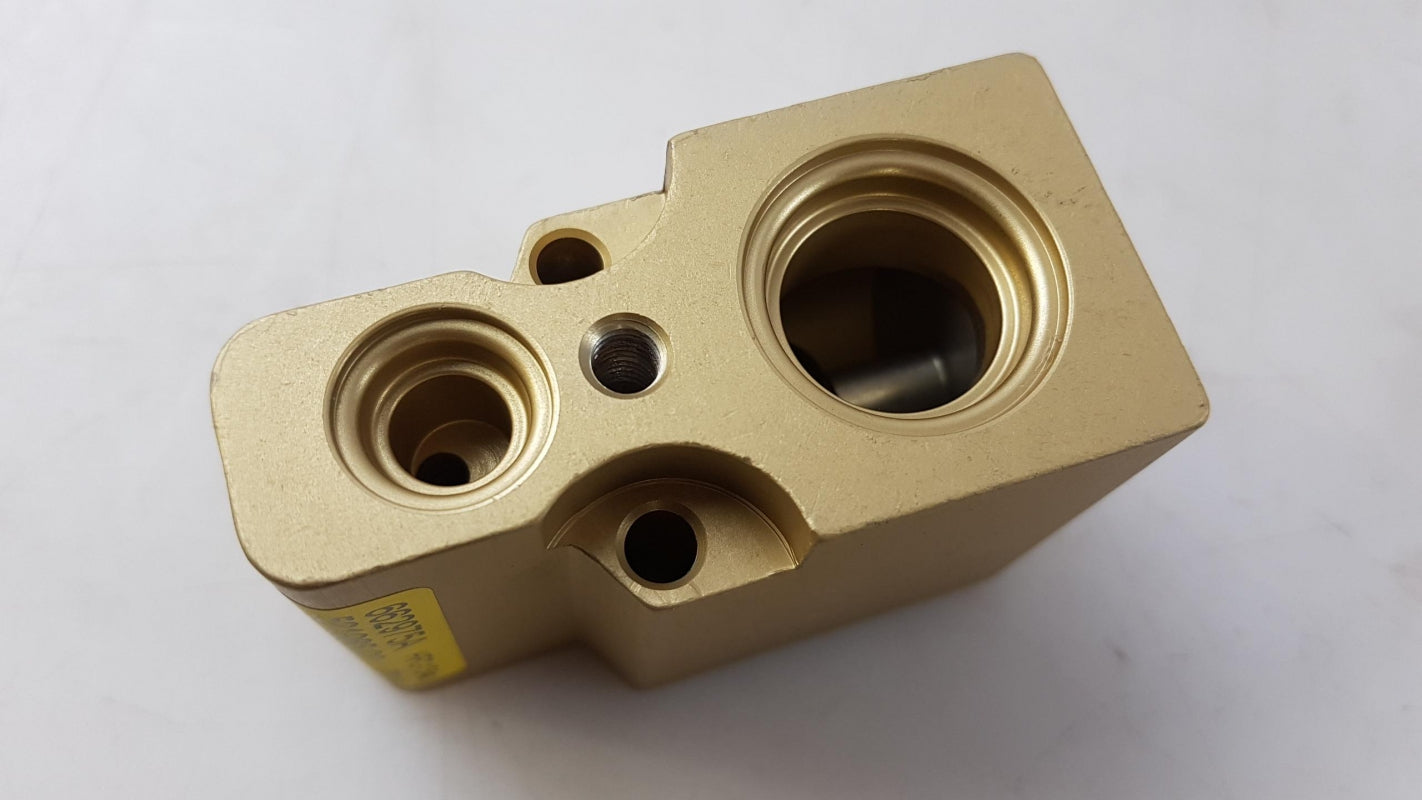 Original OE Volkswagen Klimaanlage Expansionsventil 6N0820679C