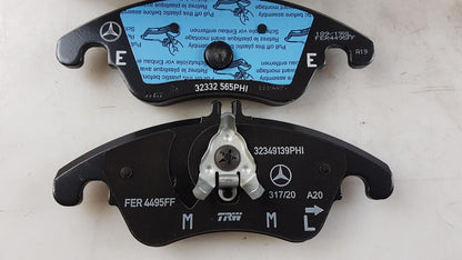 Original OE MERCEDES-BENZ Bremsbeläge A0074207520