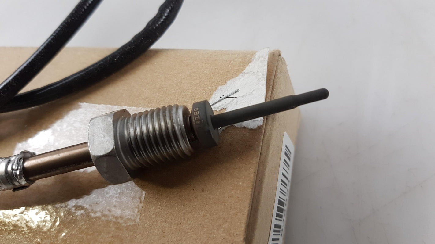 Original OE Volkswagen Abgastemperaturgeber 05E906088D