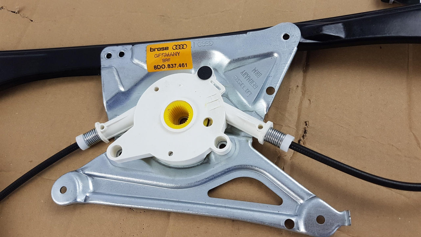 Original AUDI A4 A4Q '95-'01 Fensterheber Fenster Vorne Links 8D0837461