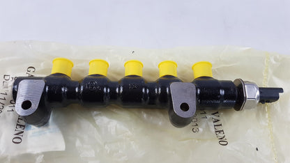 Original PEUGEOT 407 3008 CITROEN C2 C3 Kraftstoff Verteilerrohr 1570G2