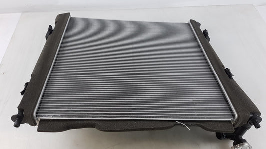 Original OE HYUNDAI/KIA Wasserkühler 253103Z100
