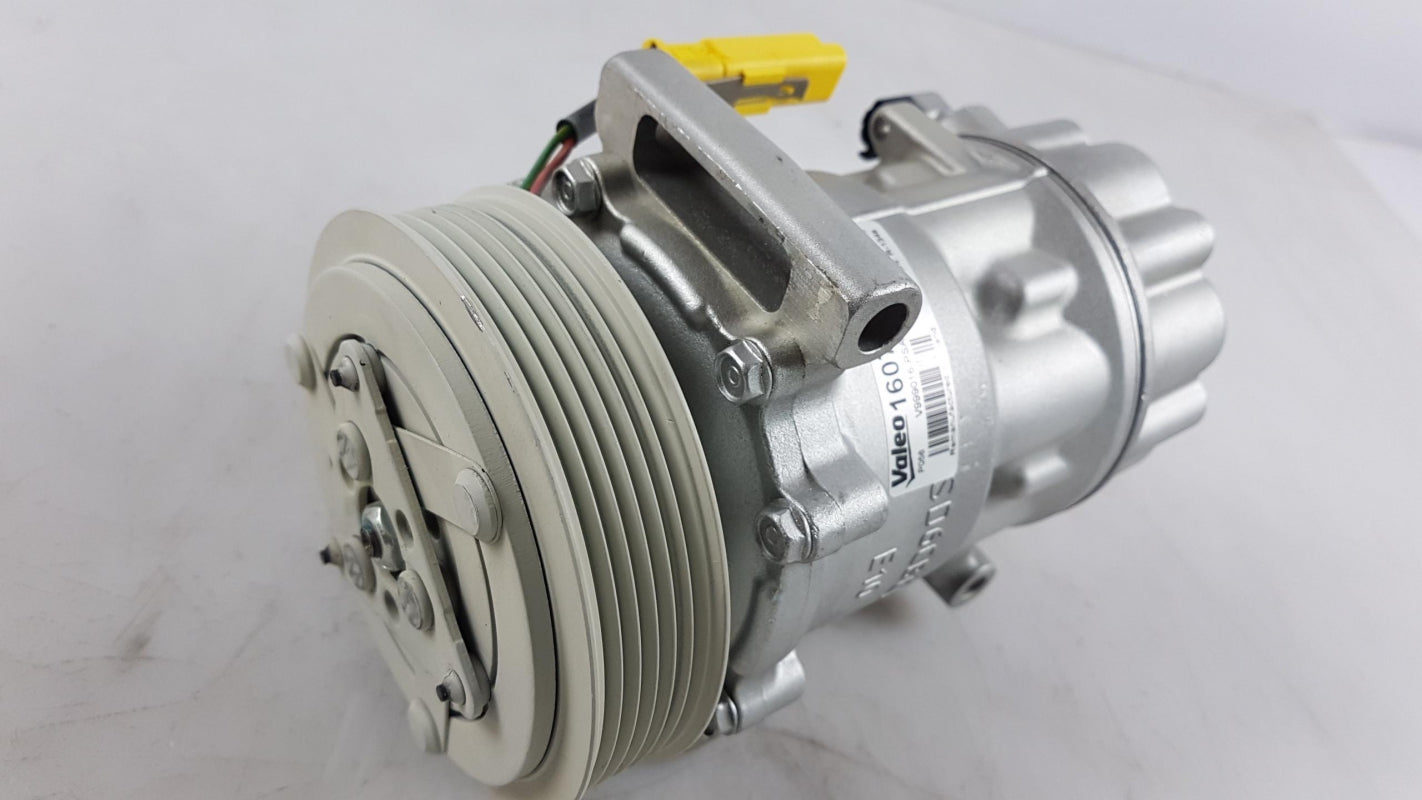 Original PEUGEOT 208 408 Klimakompressor 1607424980
