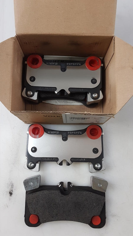 Original AUDI Q7 '10-'16 VW Touareg '07-'10 brake pads 358X28 rear 7L0698451F 