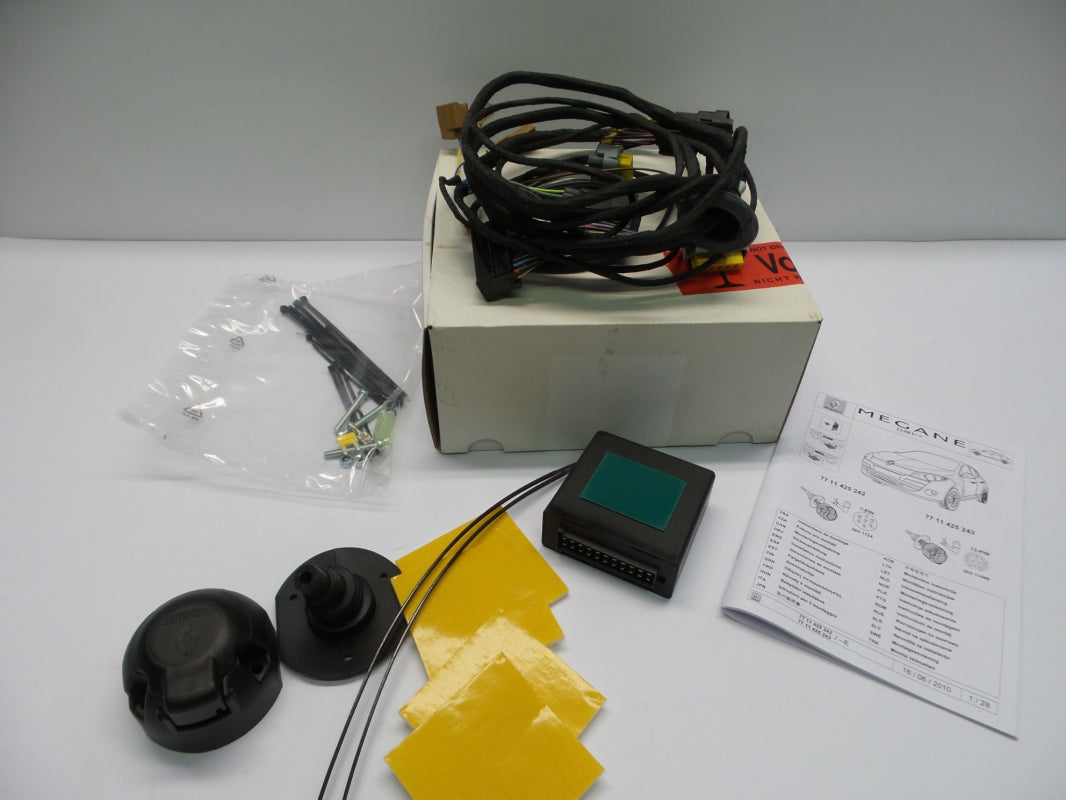 Original RENAULT Megane III Anhängerkupplung Elektrosatz 7-polig 7711425242