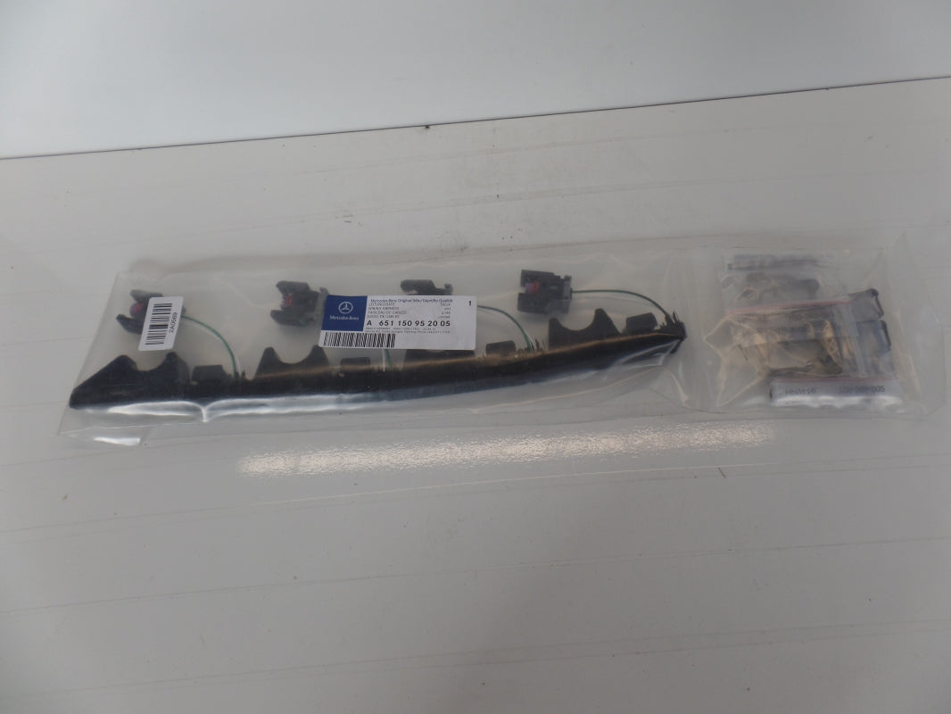 Original MERCEDES-BENZ W204 OM651 Leitung Injektor Einspritzdüsen A651150952005