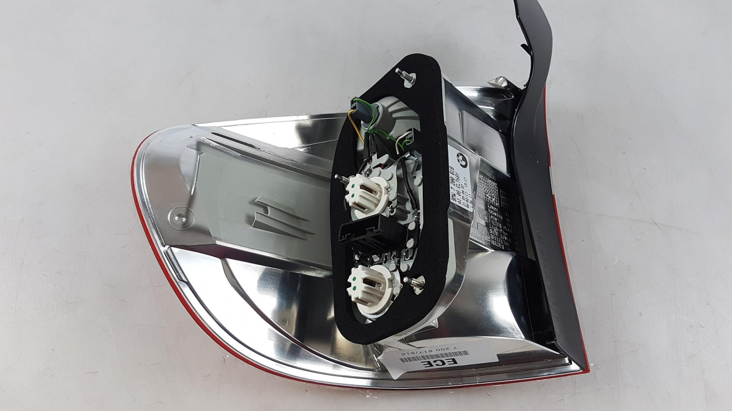 Original BMW X5 E70 Heckleuchte Rückleuchte Hinten Rechts 63217200818