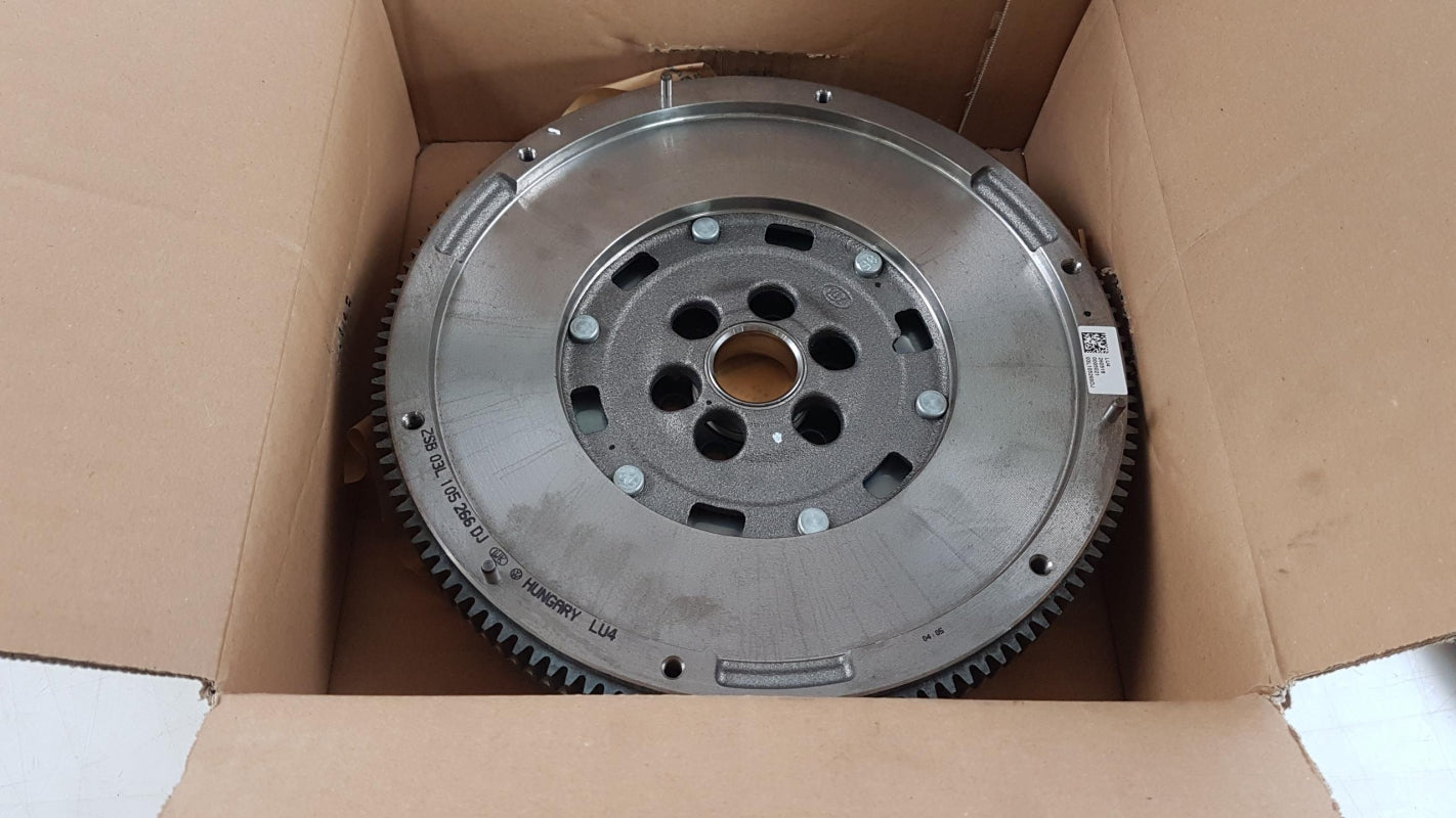 Original OE Volkswagen Schwungrad 03L105266DJ