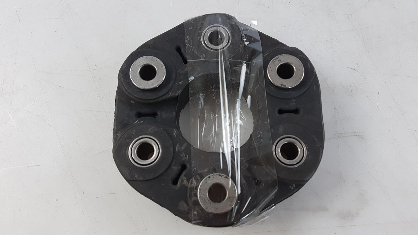 Original BMW E81 E87 E90-E93 F10 E84 F25 Kardanwelle Gelenkscheibe 26117527392
