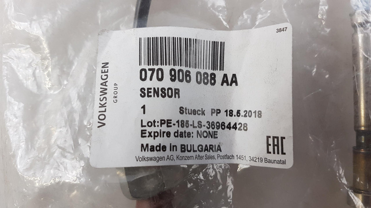Original OE Volkswagen Abgastemperaturgeber 070906088AA