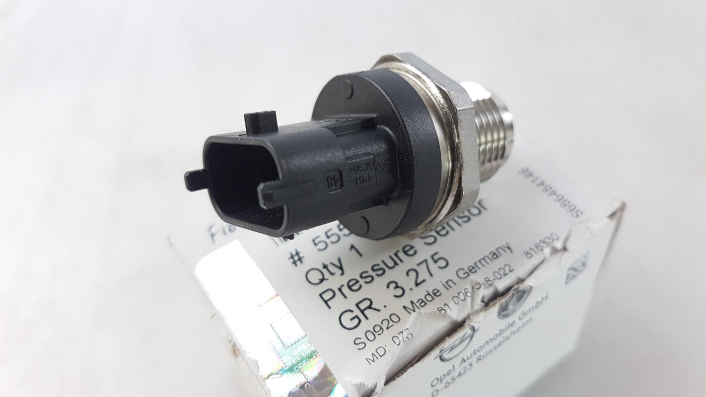 Original OE OPEL Kraftstoffdruck Sensor 55576178